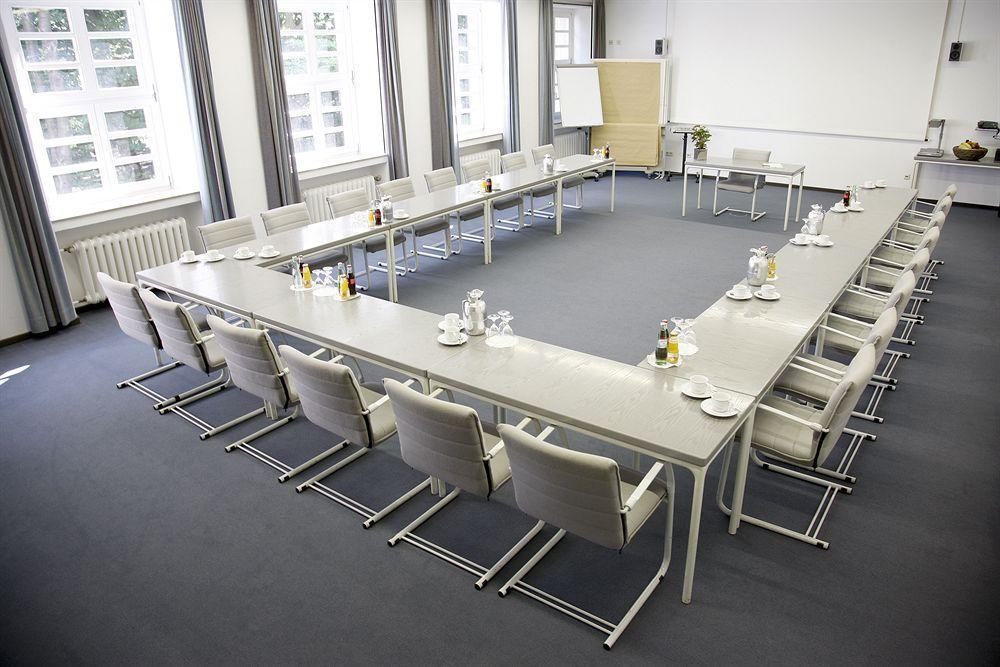 Kardinal Schulte Haus Hotel Bergisch Gladbach Kültér fotó