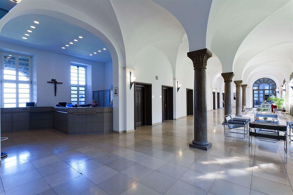 Kardinal Schulte Haus Hotel Bergisch Gladbach Kültér fotó