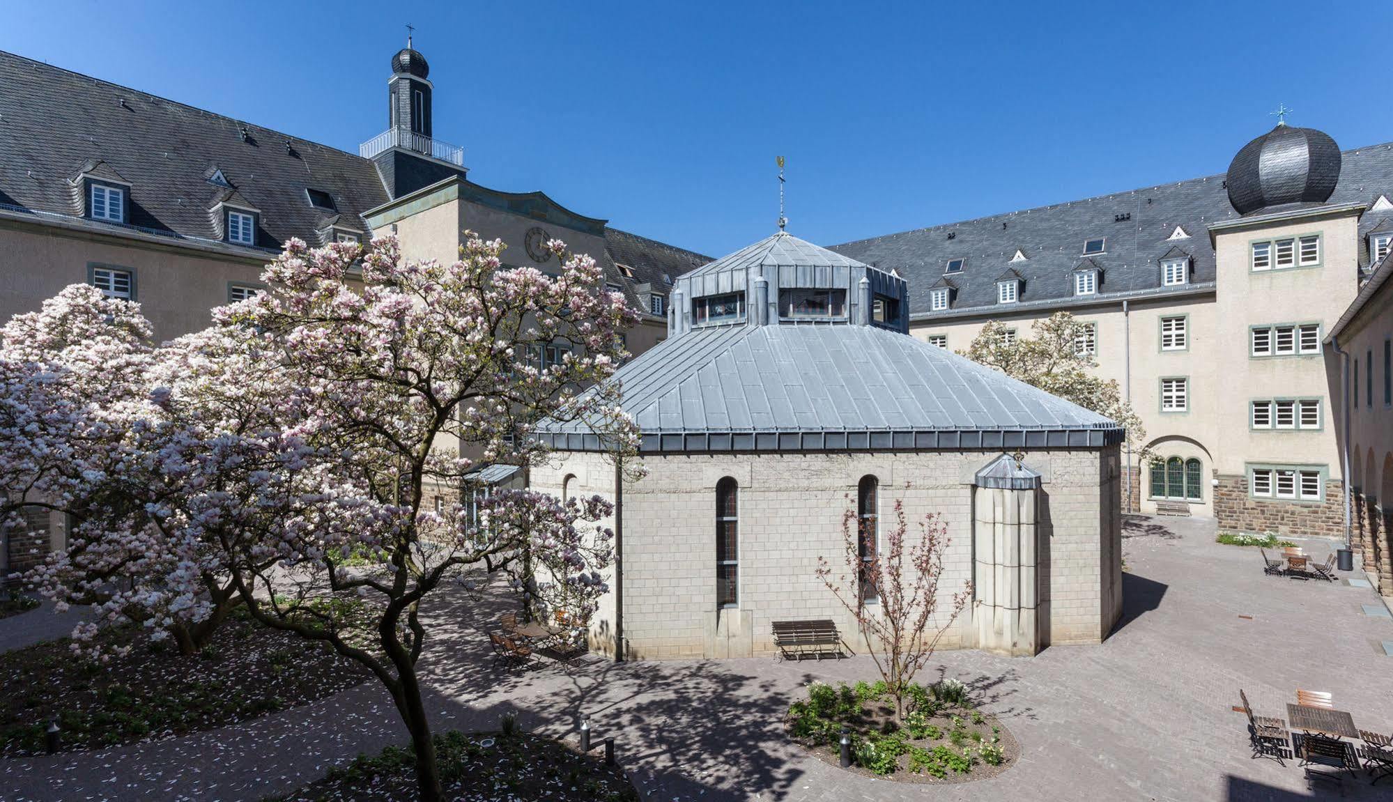 Kardinal Schulte Haus Hotel Bergisch Gladbach Kültér fotó