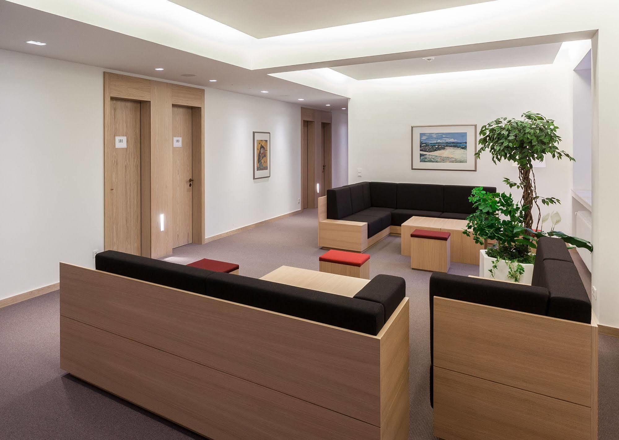 Kardinal Schulte Haus Hotel Bergisch Gladbach Kültér fotó